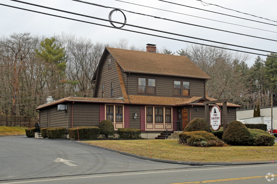 171 Main St, Monroe, CT à vendre - Photo principale - Image 1 de 1