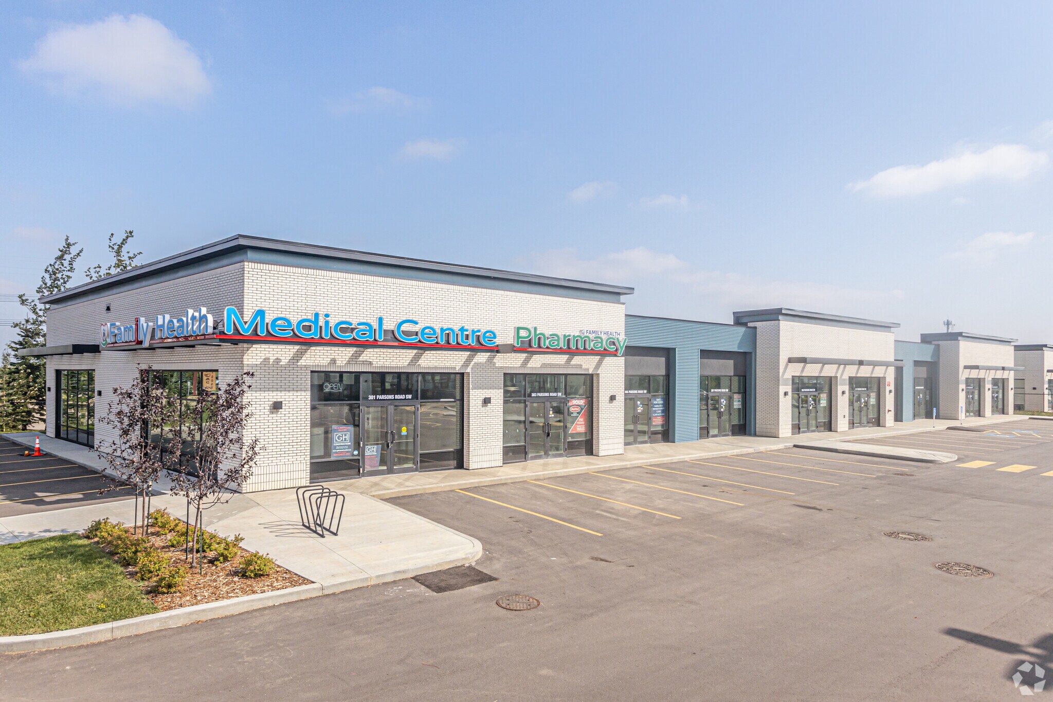 321 Parsons Rd SW, Edmonton, AB à vendre Photo principale- Image 1 de 4