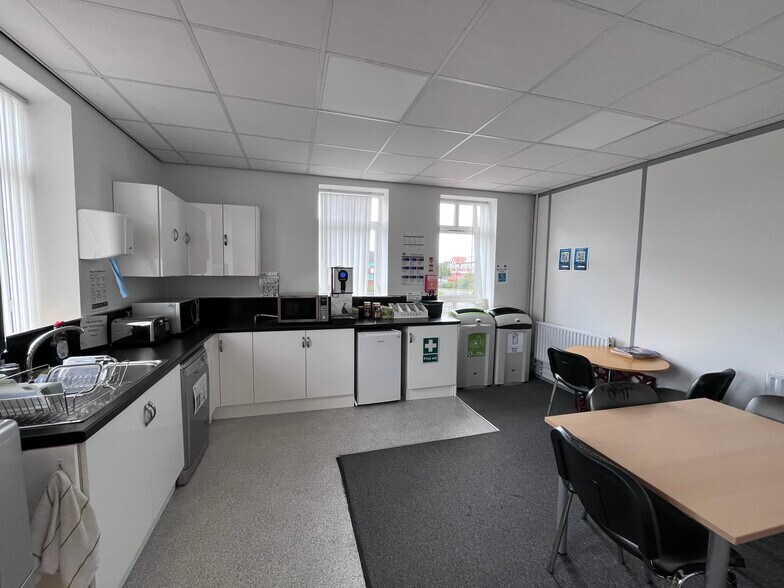 Westpoint Rd, Thornaby à vendre - Photo du bâtiment - Image 3 de 9