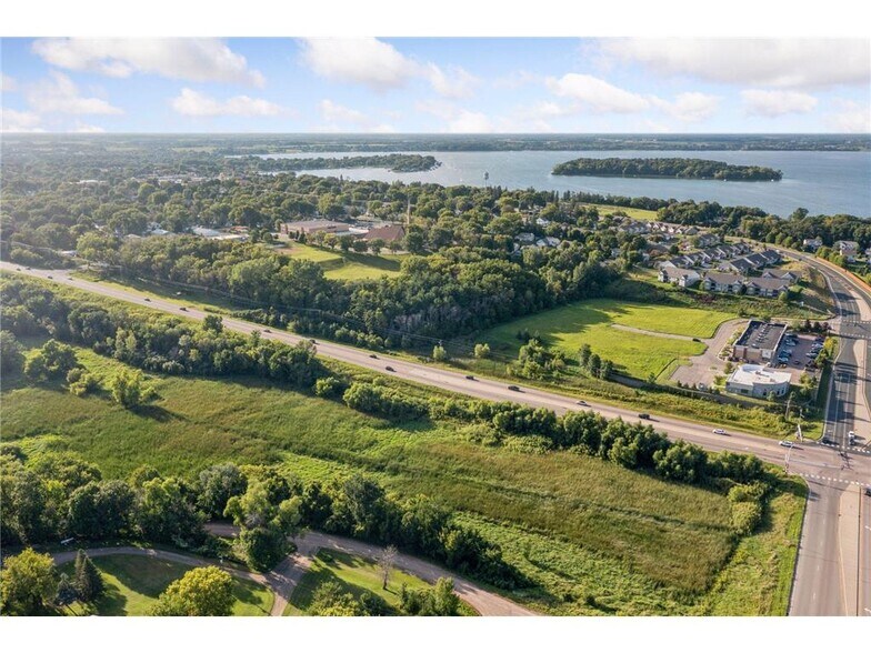 XXX 10th Street 10th Street, Waconia, MN à vendre - Photo du bâtiment - Image 3 de 15