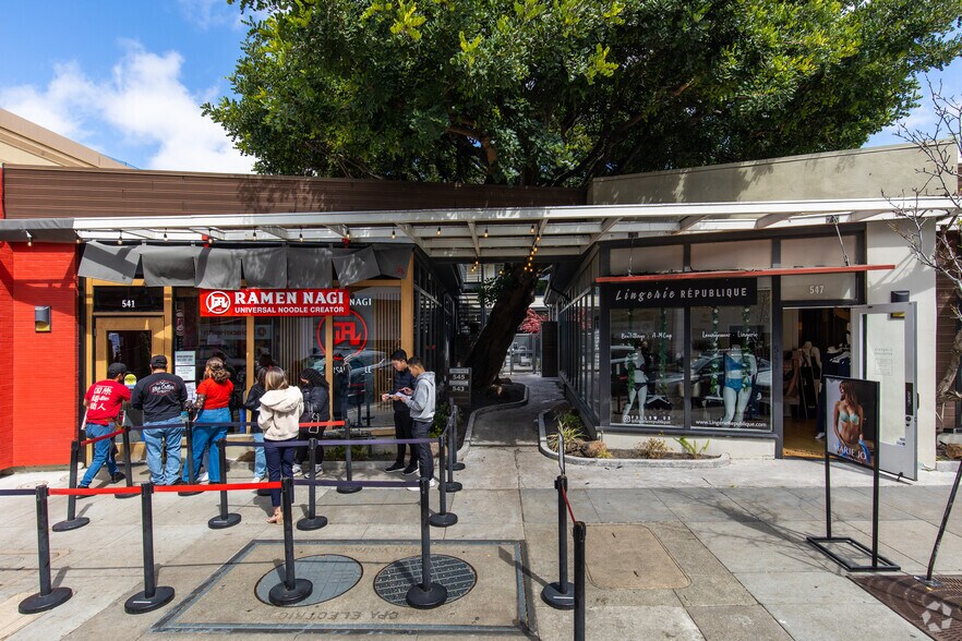 541-547 Bryant St, Palo Alto, CA à louer - Photo du bâtiment - Image 2 de 12