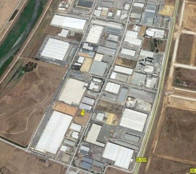 Poligono la Isla, Dos Hermanas, la, S/N, Dos Hermanas, Sevilla for lease - Building Photo - Image 2 of 10
