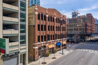 Plus de détails pour 300 W Hubbard St, Chicago, IL - Bureau à louer