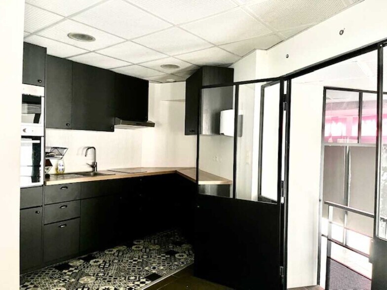 46 Boulevard De Suisse, Toulouse for lease - Interior Photo - Image 3 of 13