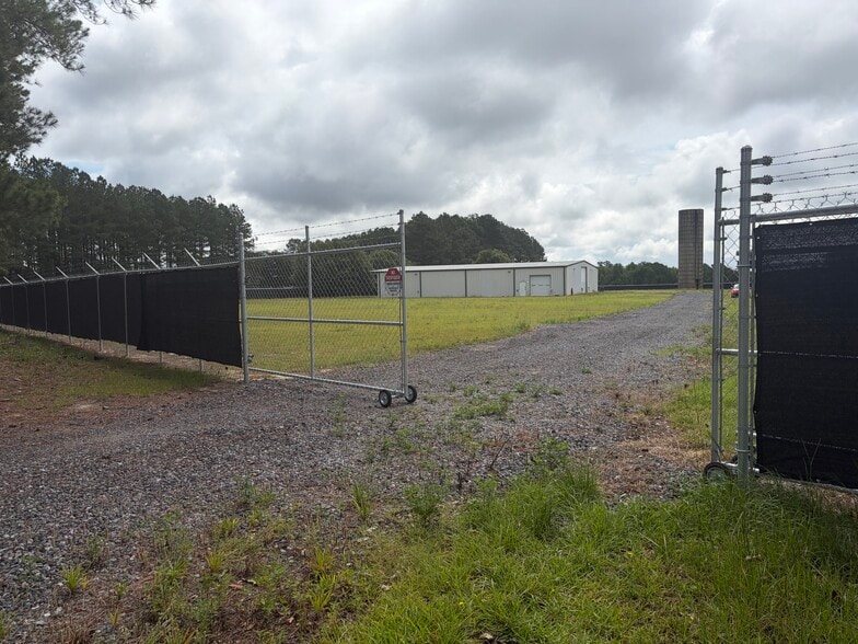 2991 New Hopewell Rd, Hartsville, SC for lease - Building Photo - Image 3 of 26