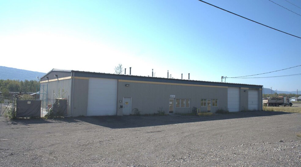 4513 45th Av NE, Chetwynd, BC à vendre - Photo du bâtiment - Image 2 de 3