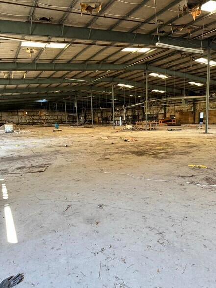 201 N First, West Helena, AR à vendre - Photo du bâtiment - Image 3 de 29