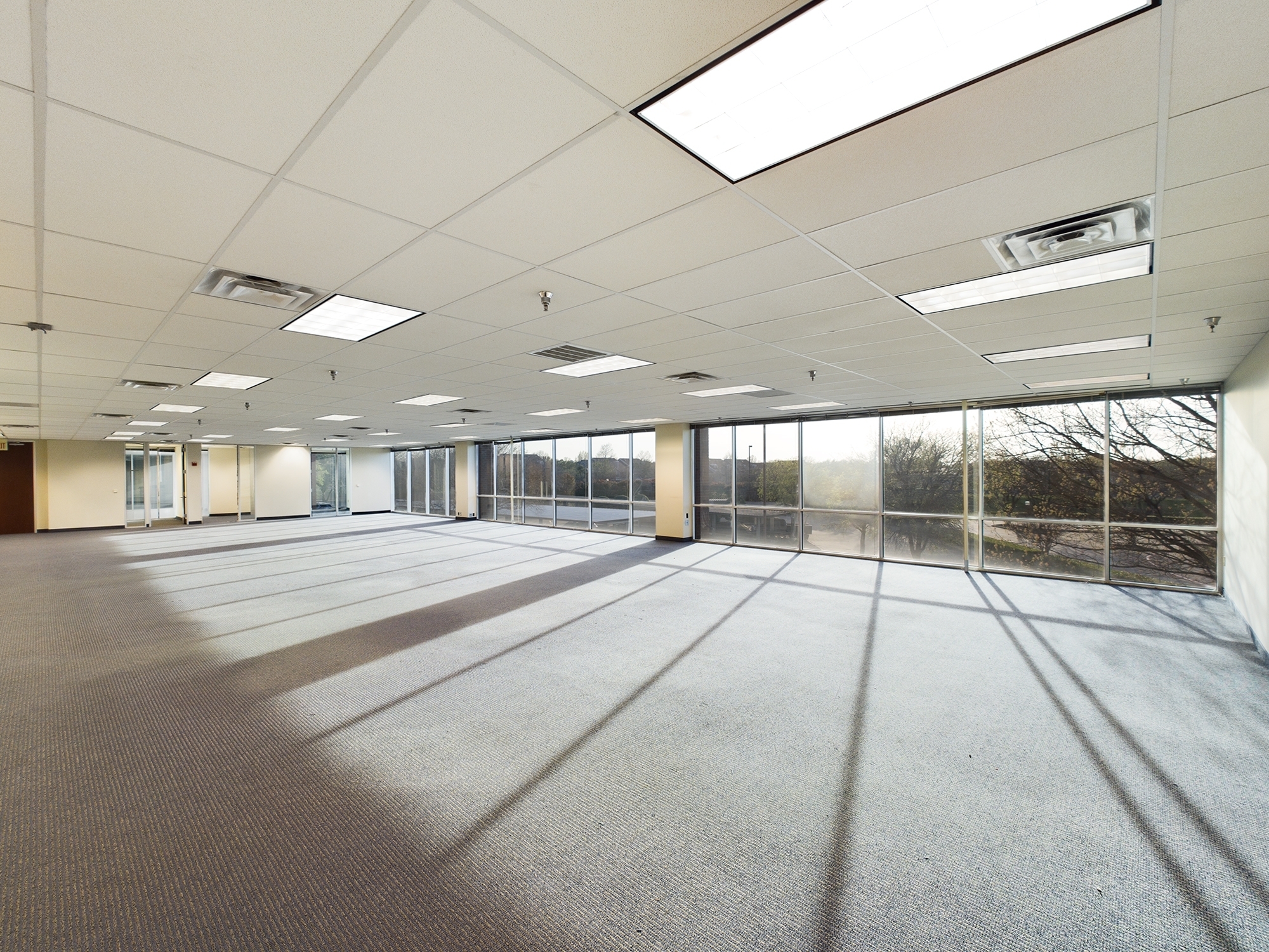 1701 N Collins Blvd, Richardson, TX for lease Interior Photo- Image 1 of 3