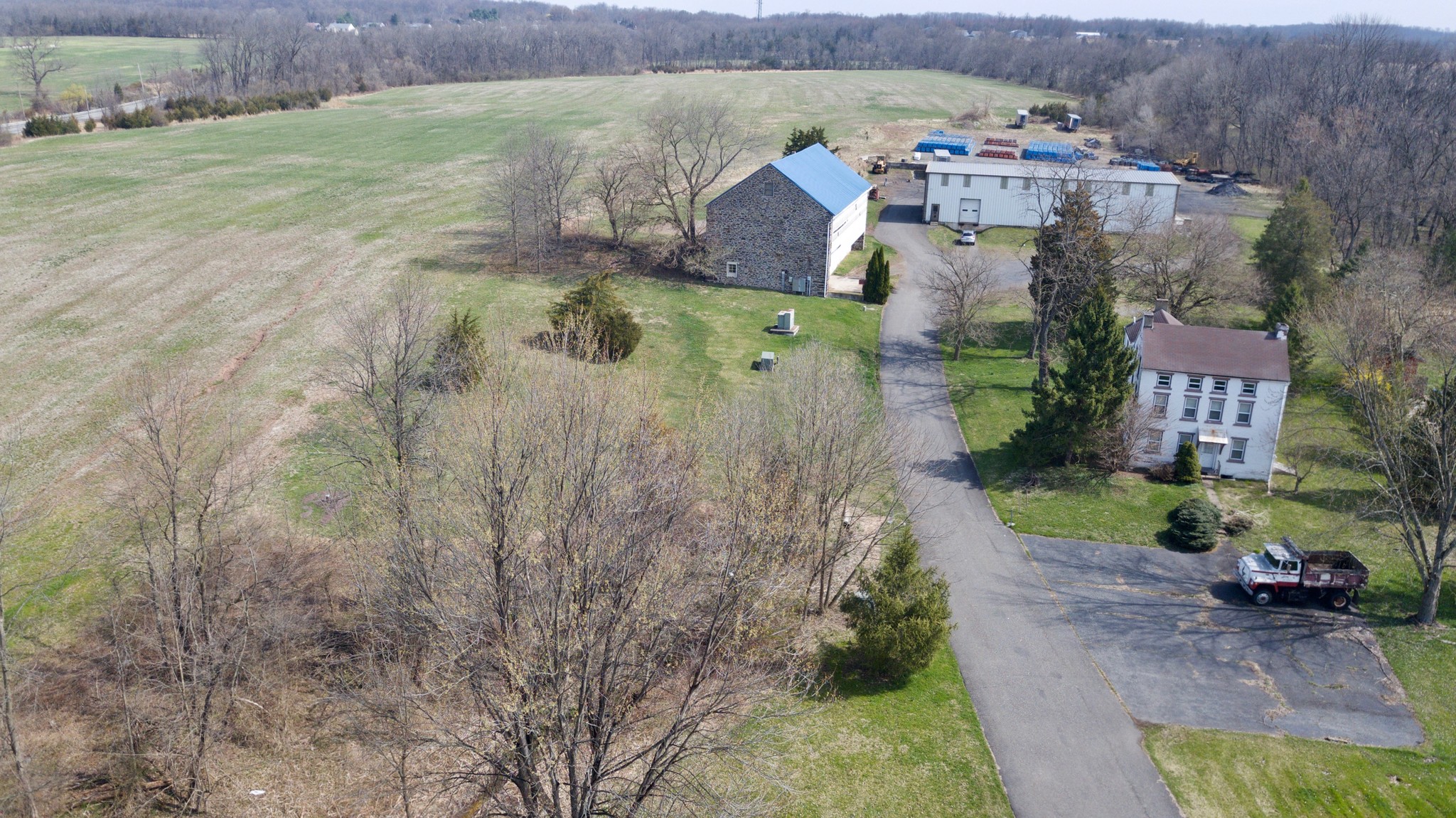 2225 Big Rd, Gilbertsville, PA à vendre Photo du bâtiment- Image 1 de 1