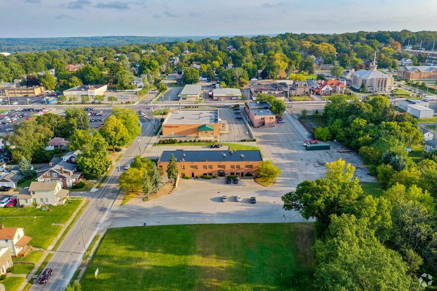 87 Stambaugh Ave, Sharon, PA à louer - Photo du bâtiment - Image 3 de 12