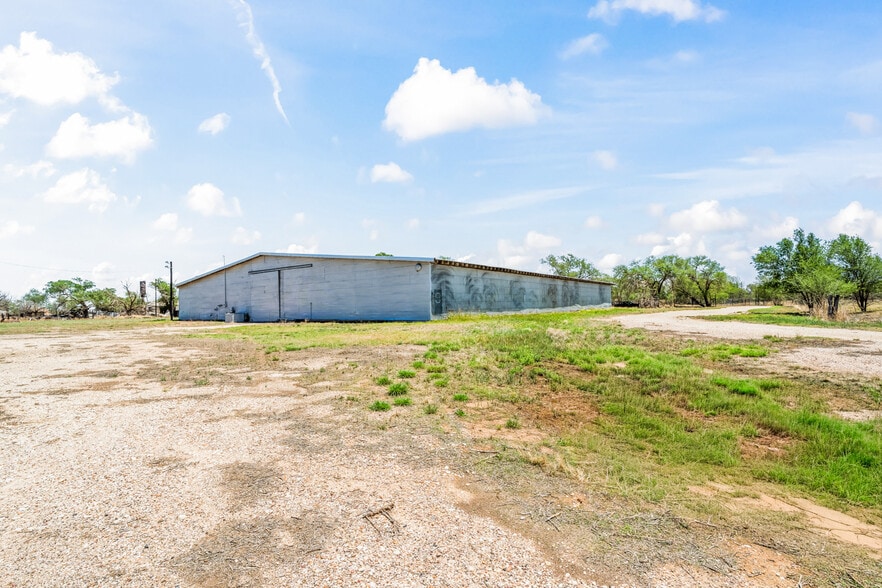 901 Underwood Street, Littlefield, TX for sale - Building Photo - Image 2 of 49