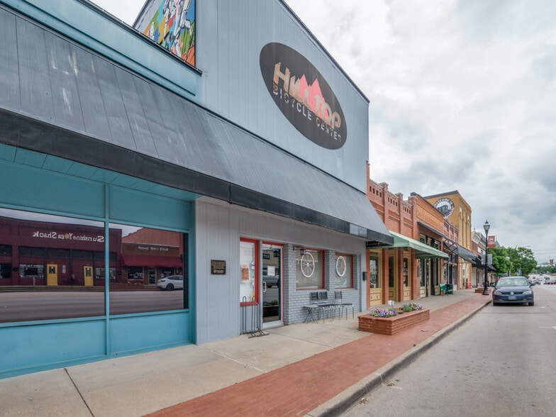 130 N Main St, Mansfield, TX for sale - Building Photo - Image 2 of 62