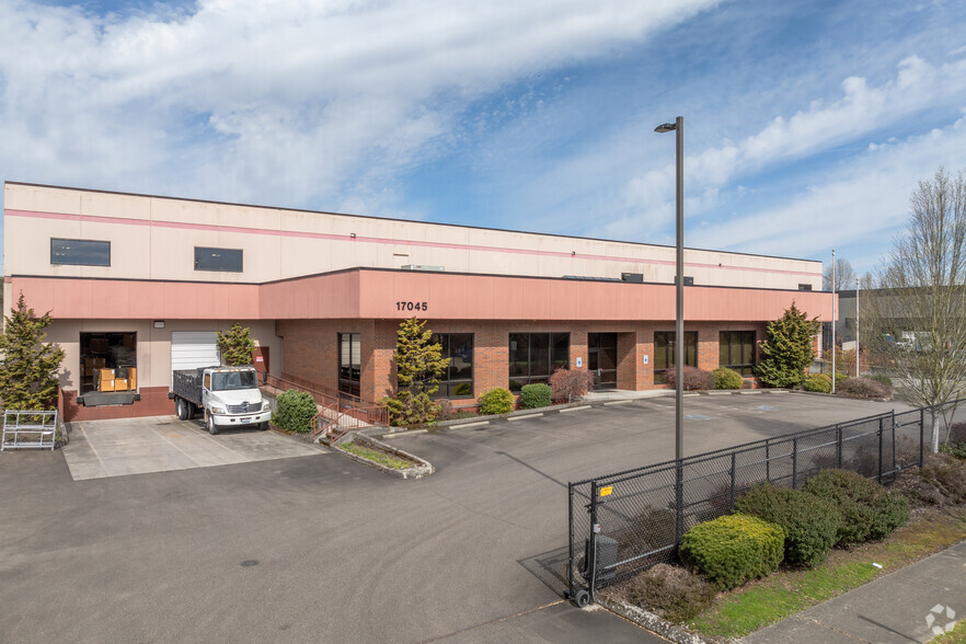 17045 Tye St SE, Monroe, WA for lease - Primary Photo - Image 1 of 5