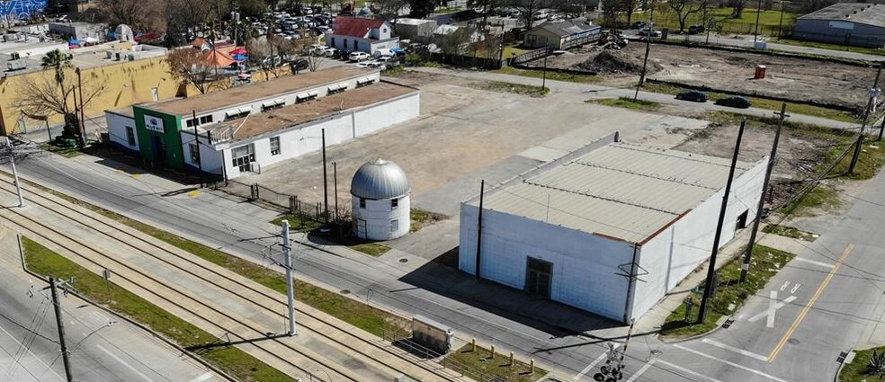 6600 Harrisburg Blvd, Houston, TX à louer - Photo du bâtiment - Image 1 de 4