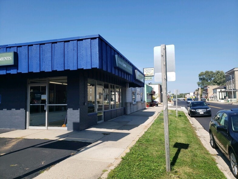 105 N Main St, Pardeeville, WI for lease - Building Photo - Image 3 of 5