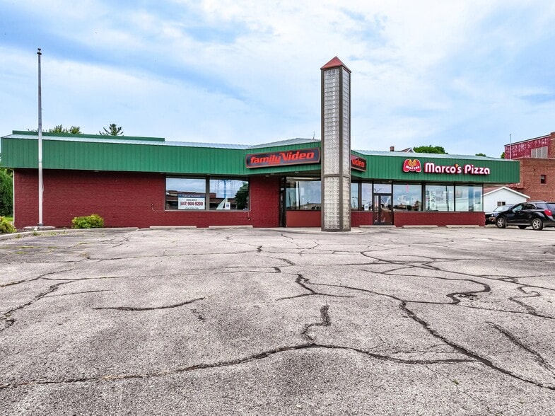 112 W Maple Ave, Beaver Dam, WI for lease - Building Photo - Image 1 of 5
