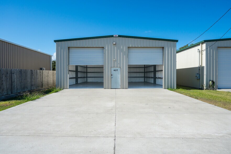 407 10th st, Fulton, TX à vendre - Photo du bâtiment - Image 2 de 9