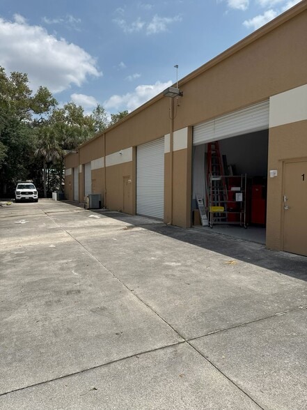 1410 Park Ln S, Jupiter, FL for lease - Building Photo - Image 3 of 25
