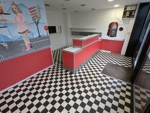 866 Carmarthen Rd, Swansea à louer Photo intérieure- Image 2 de 7