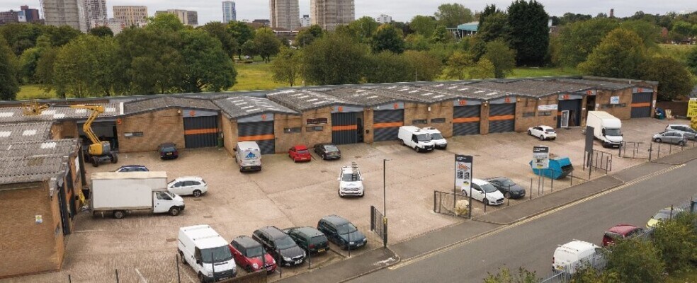 Icknield Sq, Birmingham à louer - Photo du bâtiment - Image 2 de 4