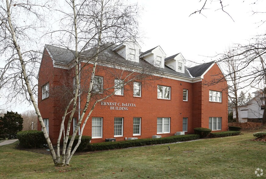 288 Highland Ave, Cheshire, CT for lease - Primary Photo - Image 3 of 38