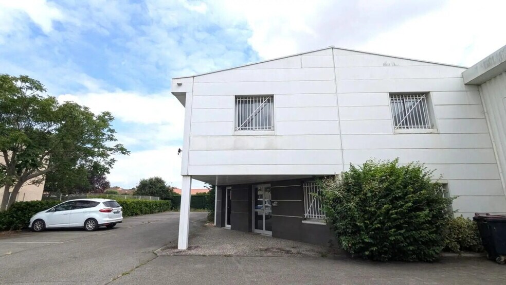 Flex dans Quint-Fonsegrives à louer - Photo du bâtiment - Image 3 de 10