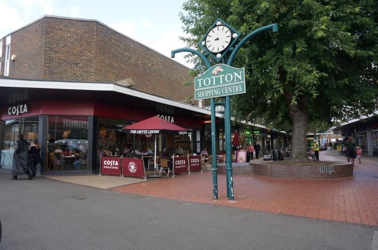 Commercial Rd, Totton for sale - Building Photo - Image 3 of 23