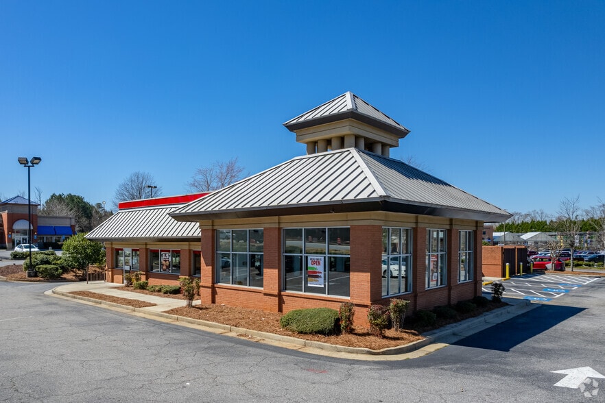 890 N Main St, Alpharetta, GA for lease - Building Photo - Image 3 of 6