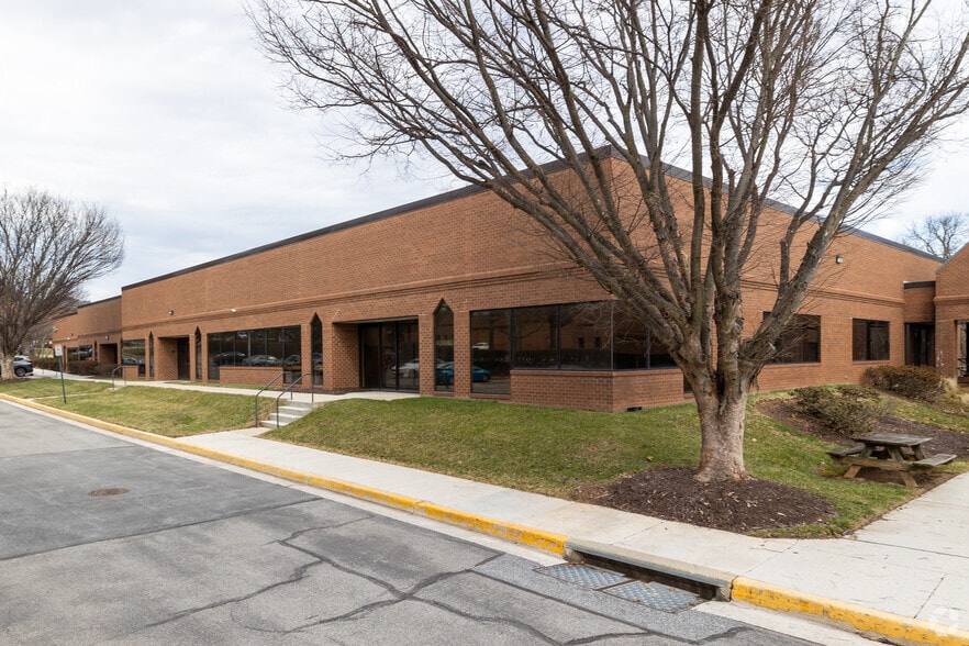11421 Cronhill Dr, Owings Mills, MD for lease - Building Photo - Image 3 of 6