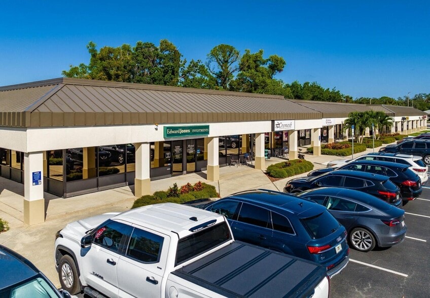 1800 59th St, Bradenton, FL à louer - Photo du bâtiment - Image 3 de 7