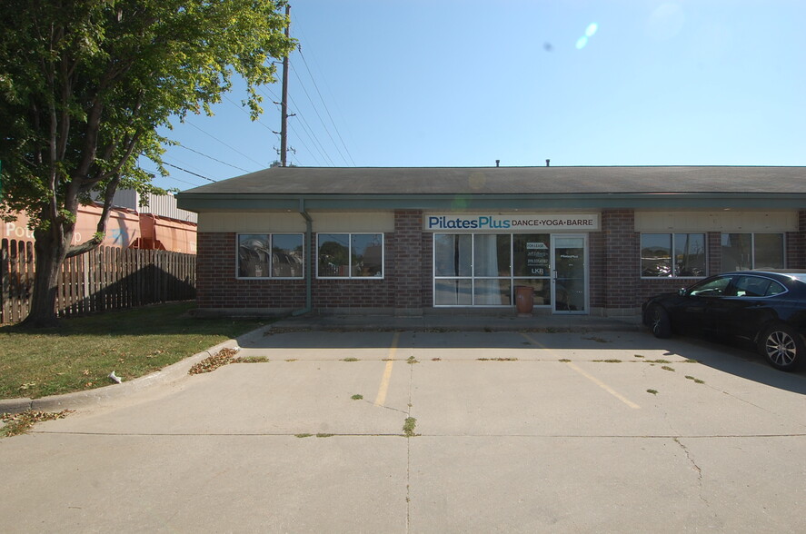 1210 S Gilbert St, Iowa City, IA for lease - Building Photo - Image 1 of 12