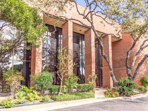 14500 San Pedro Ave, San Antonio, TX à louer - Photo du bâtiment - Image 2 de 16