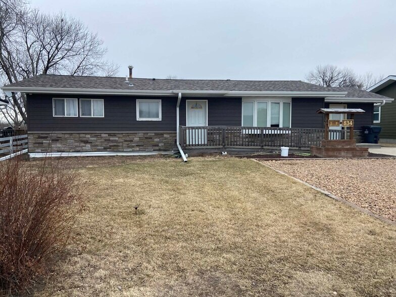 834 Truman St, Winner, SD à vendre - Photo du bâtiment - Image 2 de 31