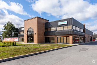 190 Colonnade Rd, Ottawa, ON for lease Building Photo- Image 1 of 2