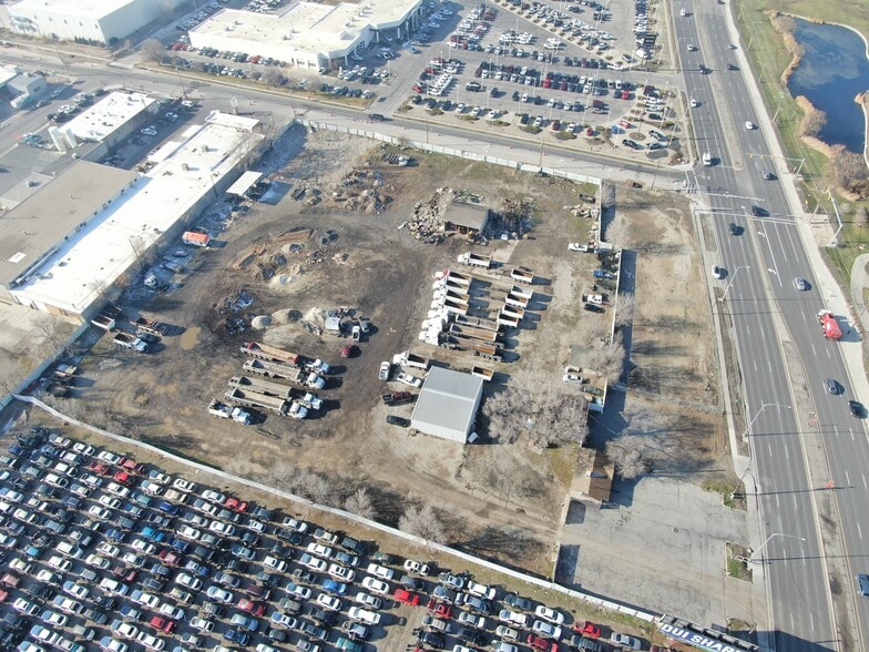 647 W 3300 S, West Valley City, UT for lease - Building Photo - Image 2 of 7