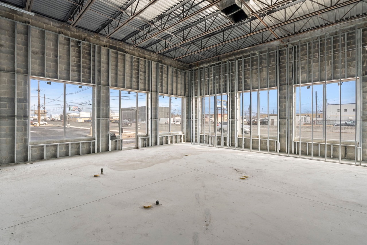 328 State Rt 17, Carlstadt, NJ à louer Photo intérieure- Image 1 de 8