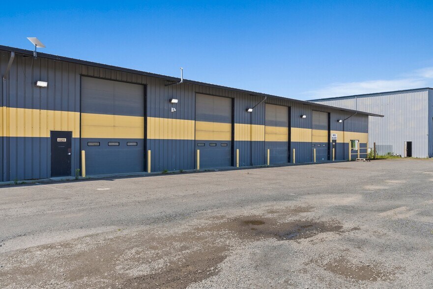 281 Hamilton Rd N, Chehalis, WA à vendre - Photo du bâtiment - Image 3 de 40