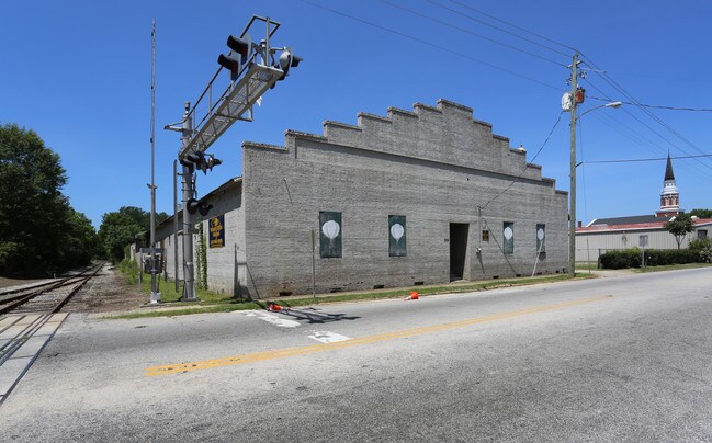 Plus de détails pour 308 S Main St, Darlington, SC - Industriel à vendre