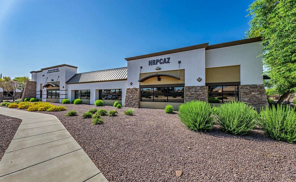 8877 W Union Hills Dr, Peoria, AZ à vendre - Photo du bâtiment - Image 2 de 2