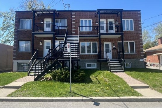 72- 82A Rue St-Antoine, Charlemagne, QC for sale - Primary Photo - Image 1 of 1