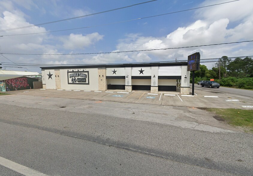 3625 TX Hwy 146, Bacliff, TX à vendre - Photo du bâtiment - Image 1 de 9