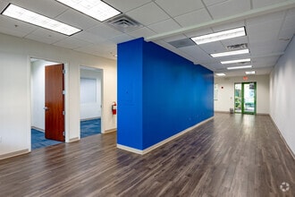 950 Peninsula Corporate Cir, Boca Raton, FL for lease Interior Photo- Image 2 of 3