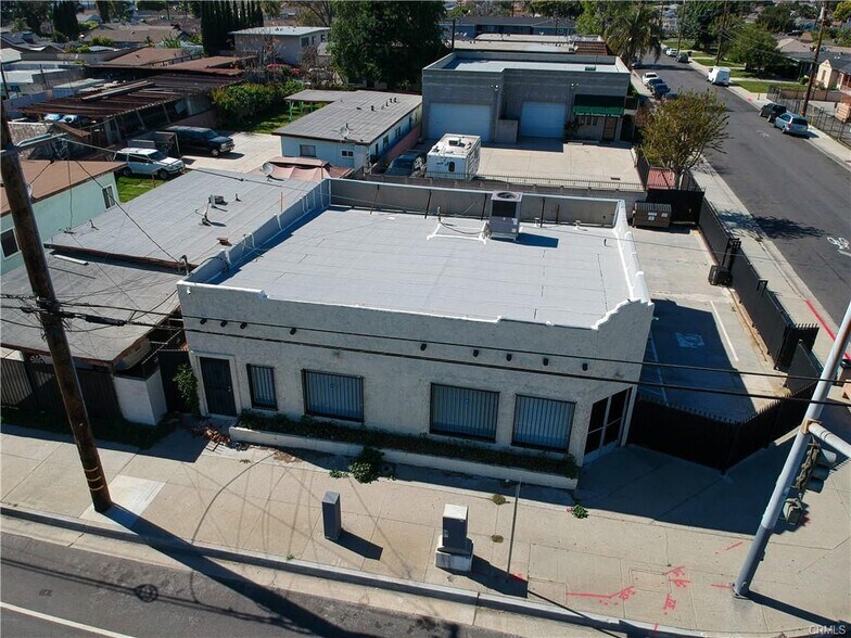 2163 Durfee Ave, El Monte, CA à vendre - Photo du bâtiment - Image 2 de 12