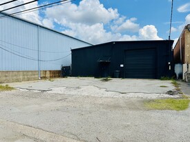 5705 Armour Dr, Houston TX - Warehouse