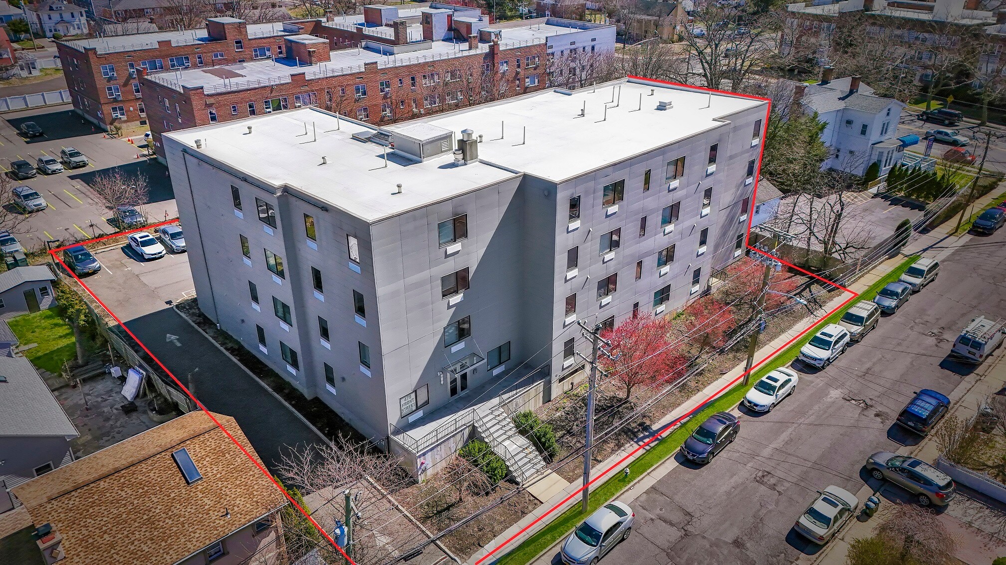 479 Front St, Hempstead, NY à vendre Photo principale- Image 1 de 1