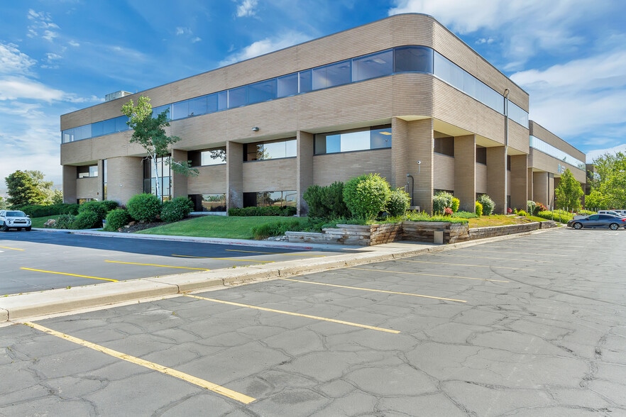 1455 W 2200 S, Salt Lake City, UT à louer - Photo du bâtiment - Image 1 de 2