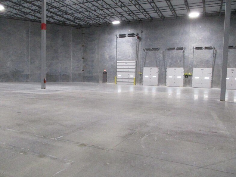 271 Benton Road, Suffolk, VA à louer - Photo intérieure - Image 3 de 5