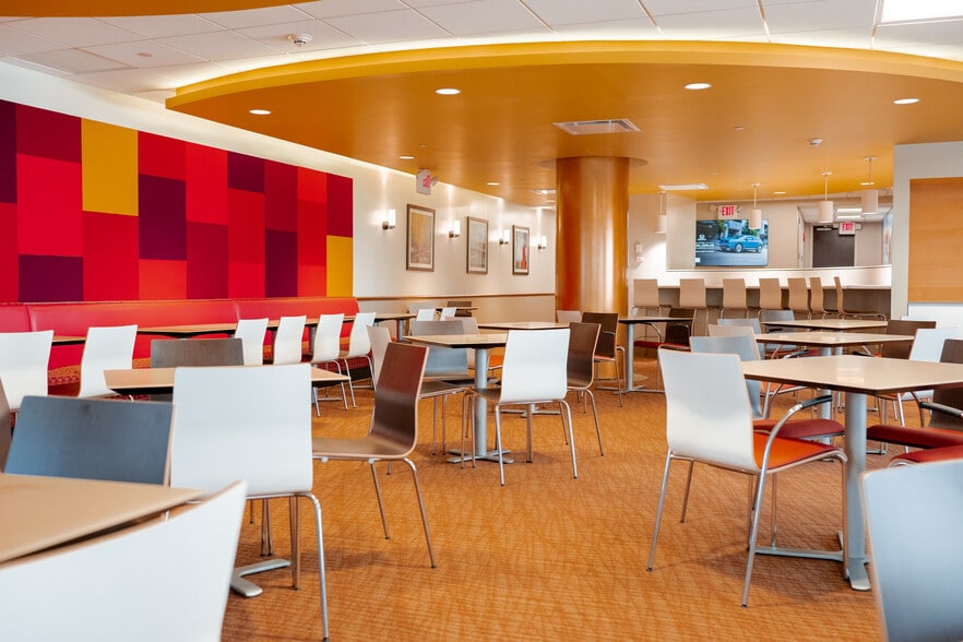 1351 Washington Blvd, Stamford, CT for lease - Building Photo - Image 3 of 4