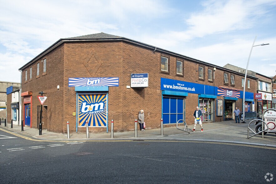 63-75 Dalton Rd, Barrow In Furness à louer - Photo du bâtiment - Image 2 de 4