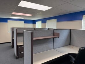 651 W Warren Ave, Longwood, FL for lease Interior Photo- Image 1 of 6